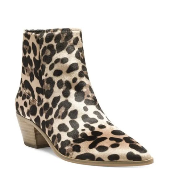 NEW SOLE SOCIETY  Lolanna Pointed Toe Bootie Animal Print Velvet SZ-7.5 - Picture 1 of 5